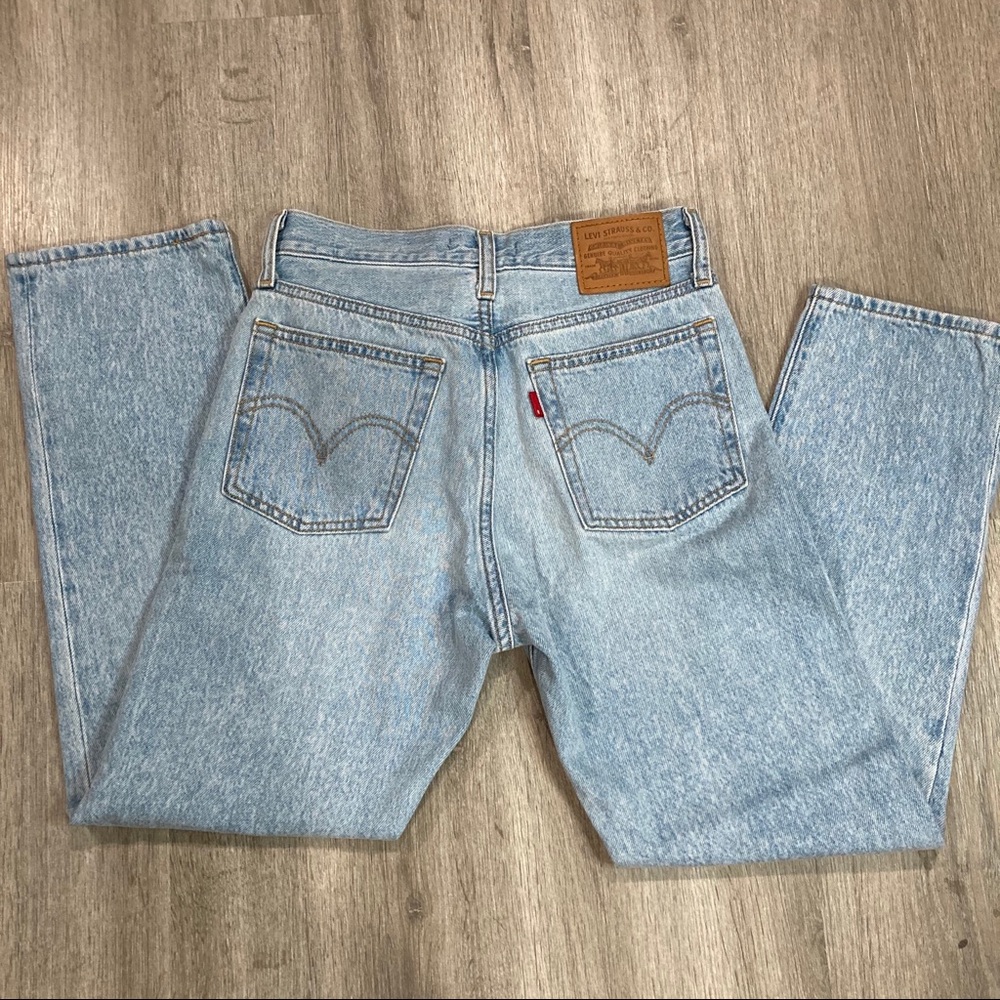 Levi’s Premium Straight Jeans
